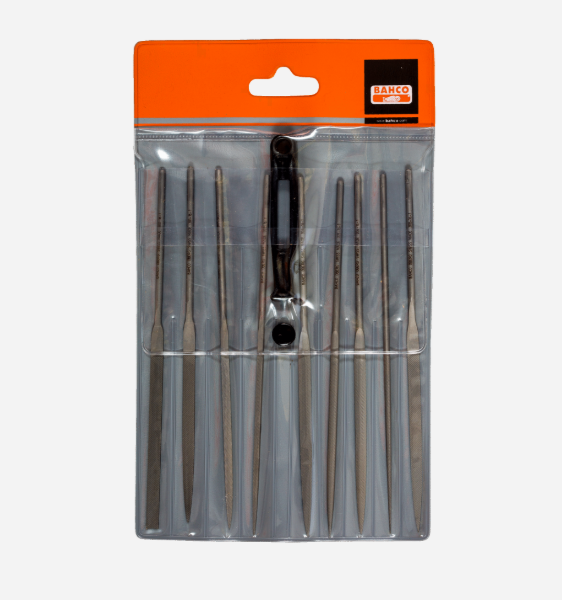 9 PCE SET OF 16CM NEEDLE CUT 1