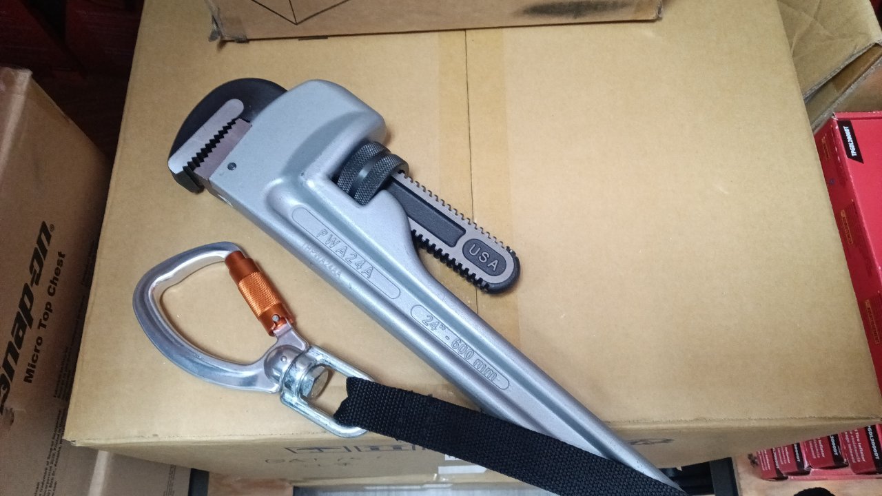 T/H 24IN ALUMINUM PIPE WRENCH
